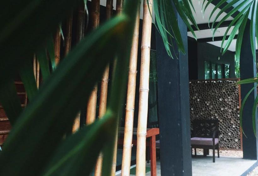 Hotel In Touch Resort 8