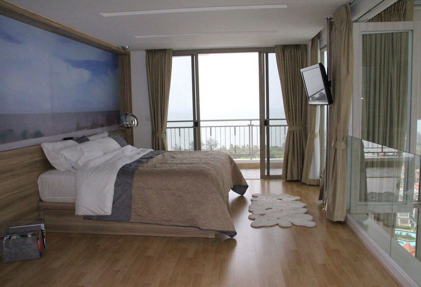 Hotel Boathouse Hua Hin Condominium 1