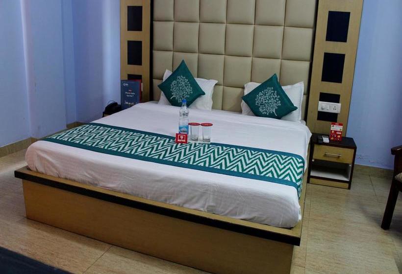 Hotel Oyo Rooms Railway Station Raja Road 1 7