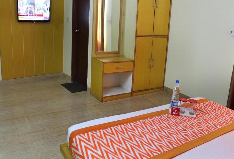 Hotel Oyo Rooms Railway Station Raja Road 1 9