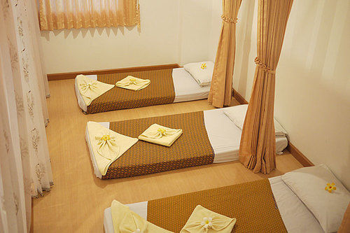 Hotel Naithon Beach Mansion 11