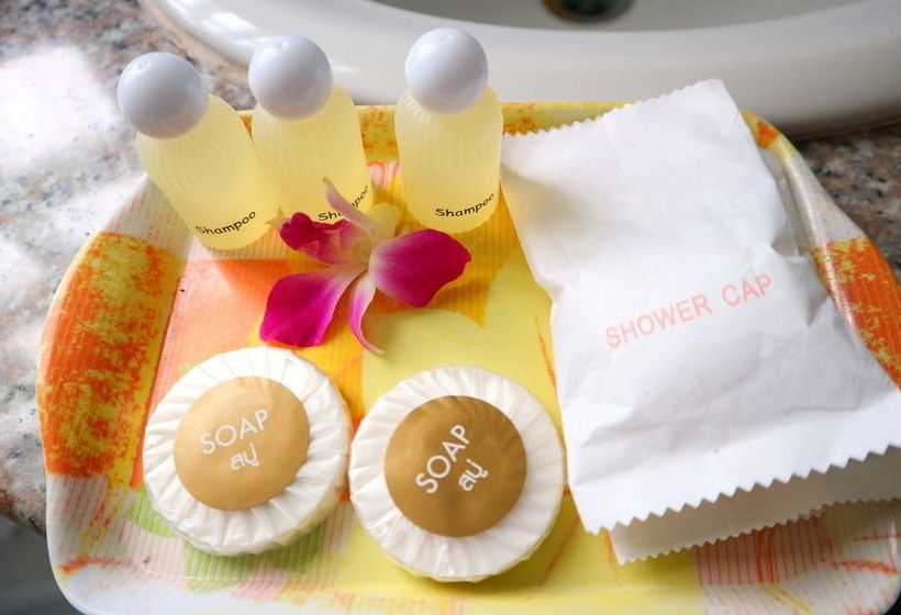 Hotel Naithon Beach Mansion 13