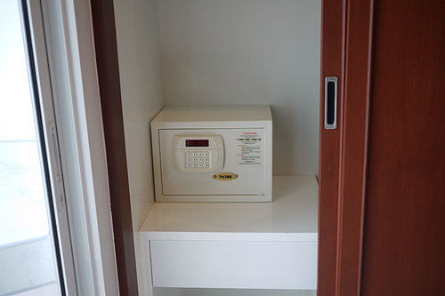 Hotel Naithon Beach Mansion 8