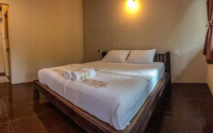 Hotel Silver Sands Resort Garden Zone 9