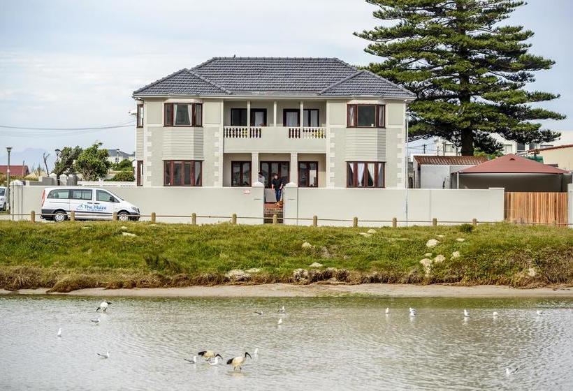 Bed & Breakfast The Muize 11