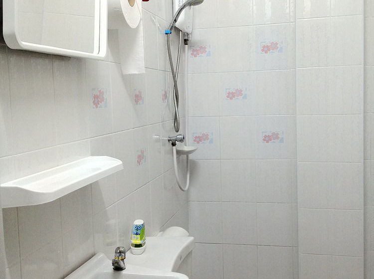 Hat Yai Youth Hostel 18