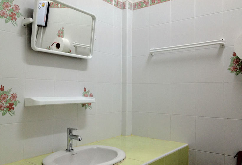 Hat Yai Youth Hostel 19