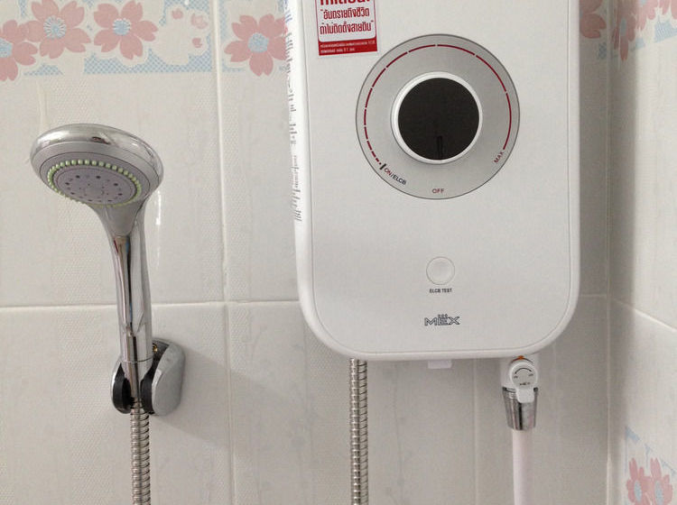 Hat Yai Youth Hostel 20