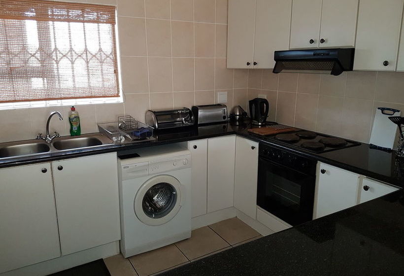 Bradclin Beach Blouberg 17