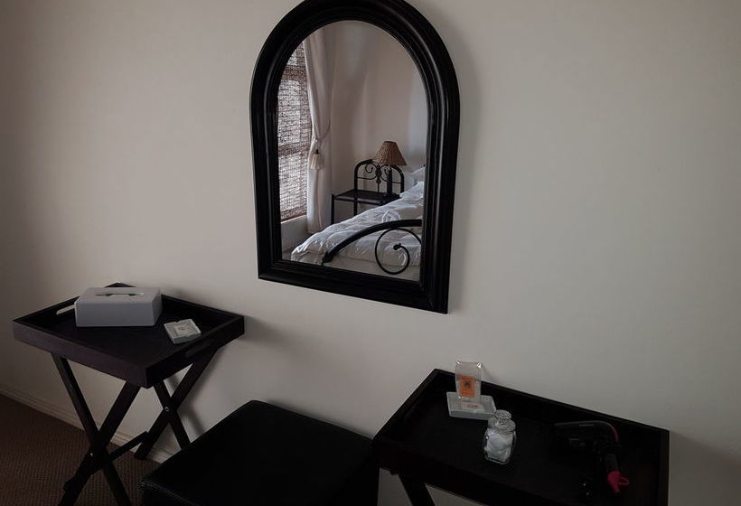 Bradclin Beach Blouberg 9