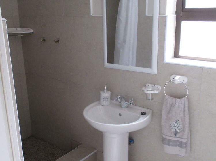 Hostel Guesthouse @ Rosie's 19