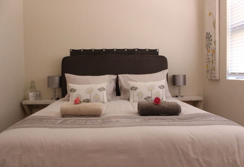 Hostel Guesthouse @ Rosie's 8