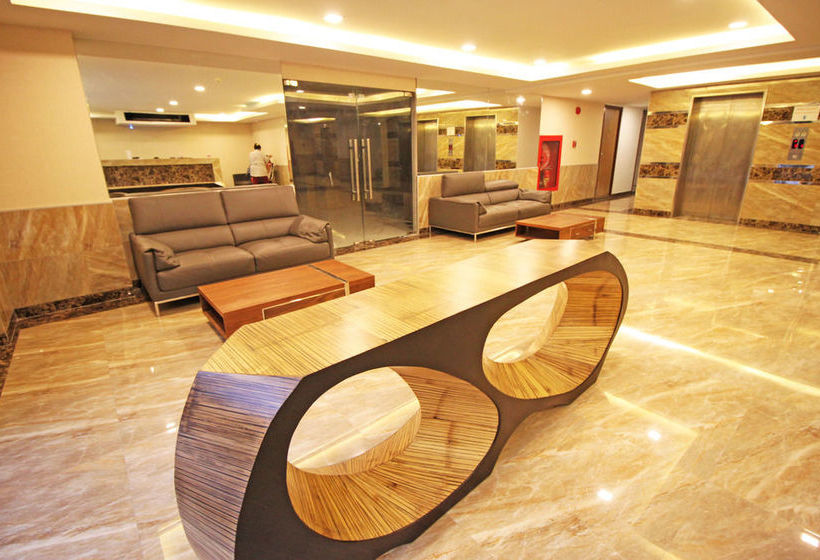 Hotel Water Park By Pattaya Sunny Rentals 3