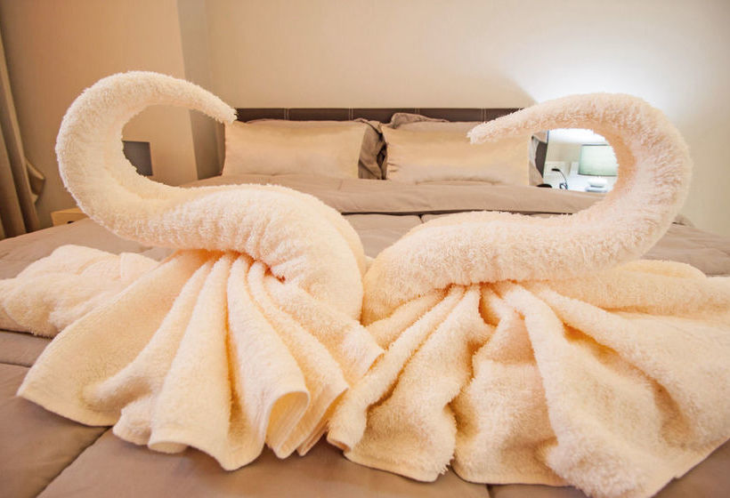 Hotel Water Park By Pattaya Sunny Rentals 5