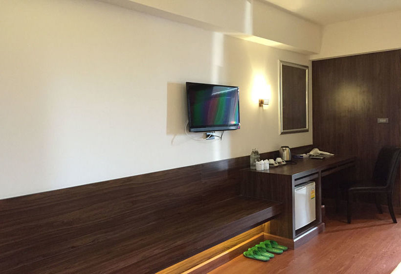 Grand Pink Hotel Hat Yai 12