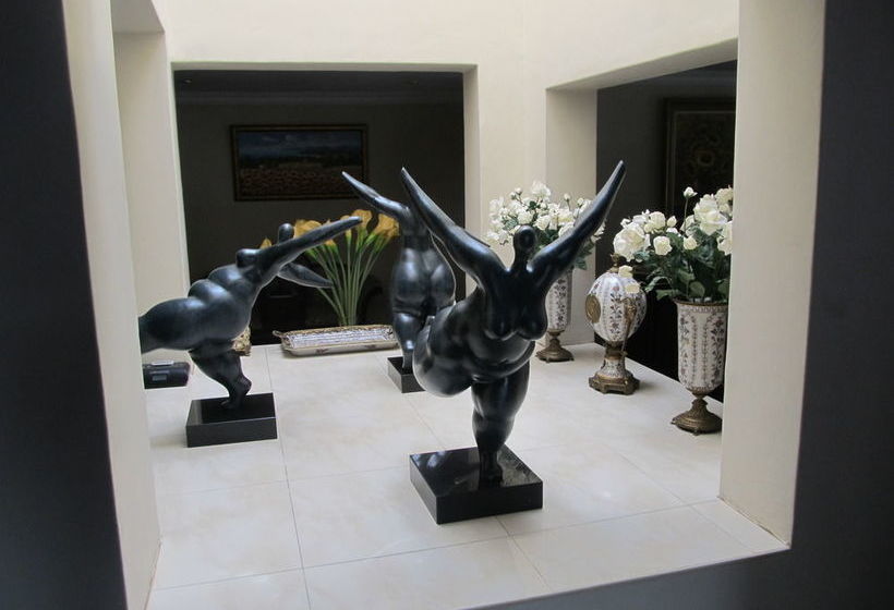 Pension La Maison D'hotes 17