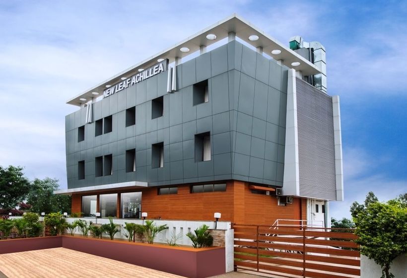Hotel New Leaf Achillea Chakan 17