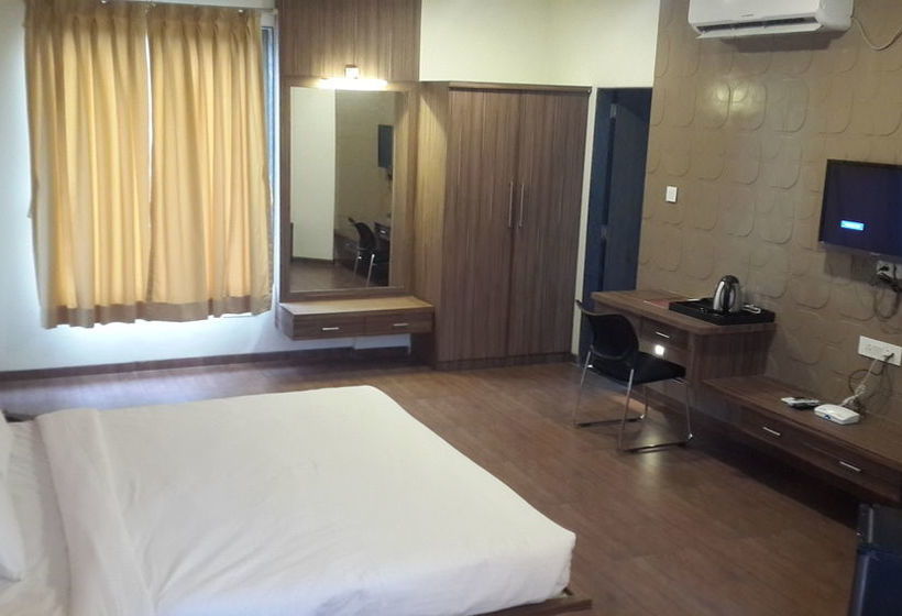 Hotel New Leaf Achillea Chakan 7