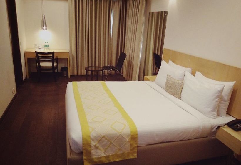 Hotel Stately Suites NH 8 13