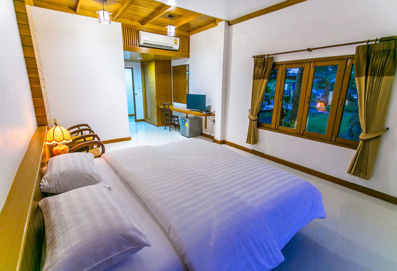 Hotel Tree Home Plus Home Stay 9