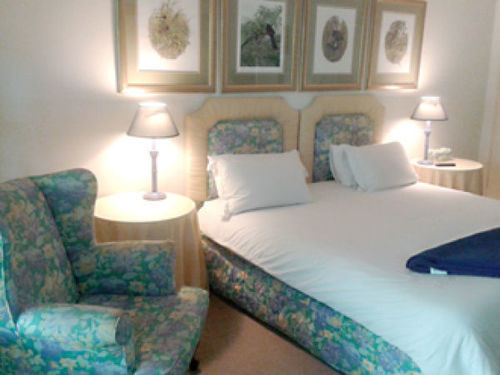 Riverbend Country House 1