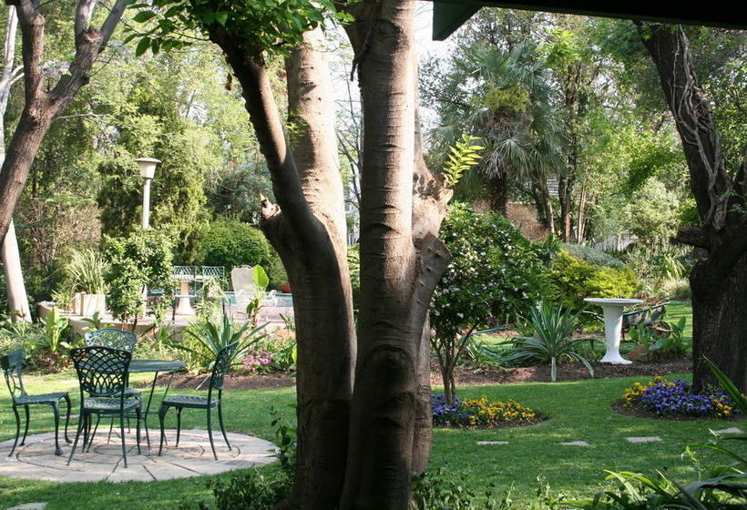 Riverbend Country House 12