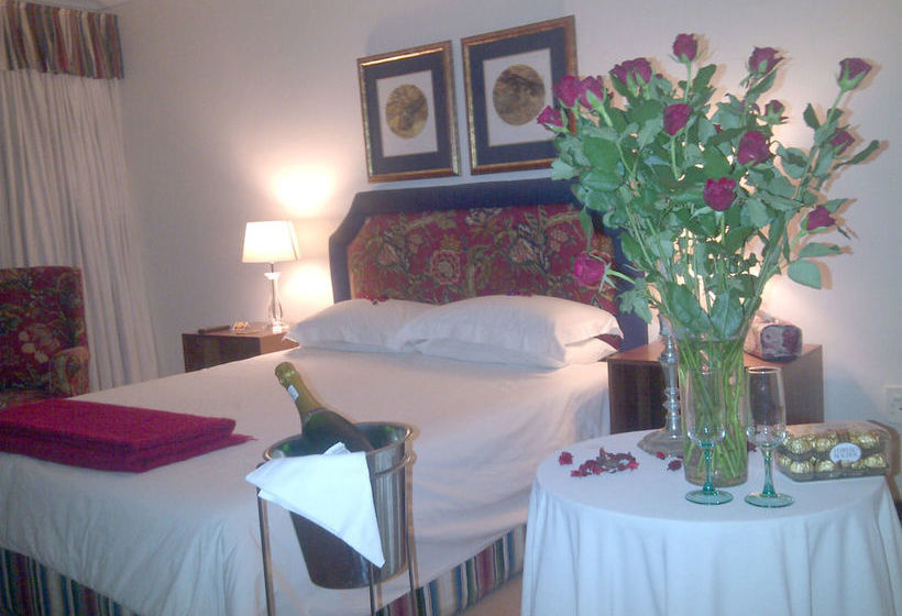 Riverbend Country House 3