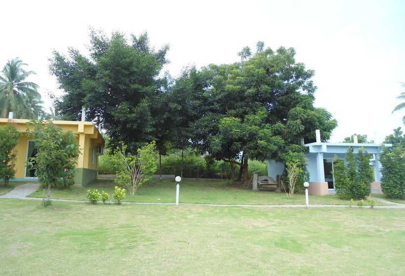 Hotel At My Home Resort Bangsaphan 18