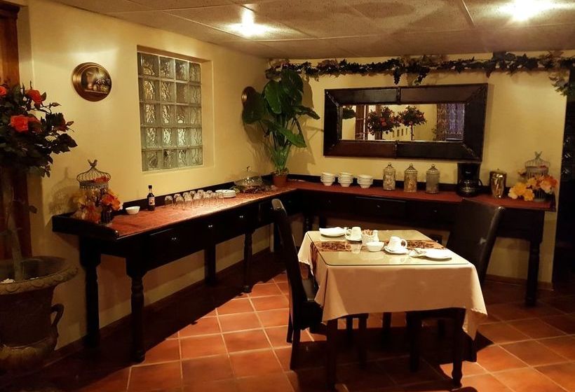 Pension Kimberley Manor Guesthouse 17