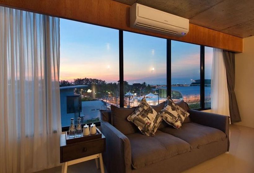 Hotel The Sixteenth Naiyang Beach 12