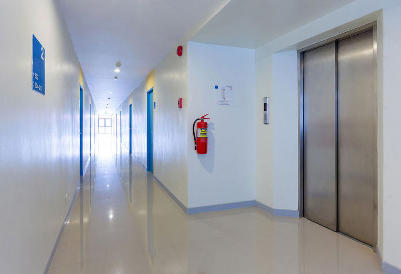 Hotel Hop Inn Chumphon 13