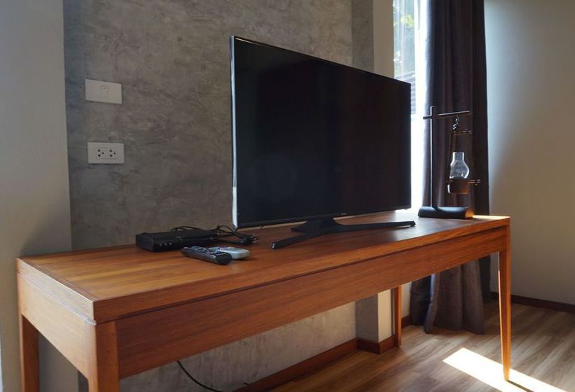 Tanya Baan Bon Doi 18