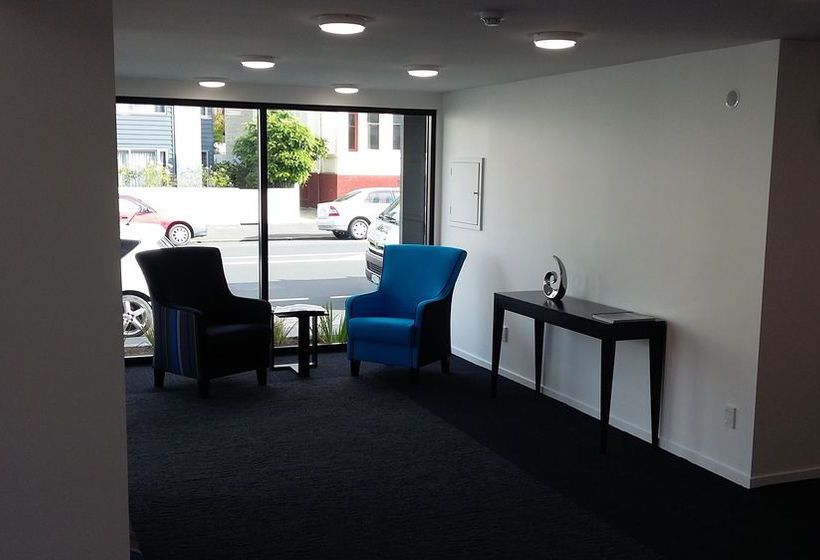 Motel Aurora On George 4