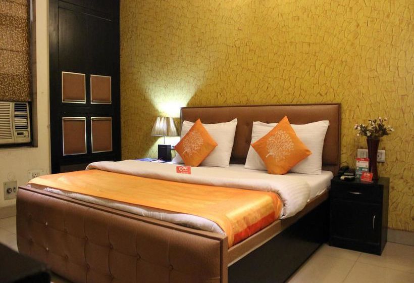 Hotel Oyo Rooms Opposite Sector 14 14