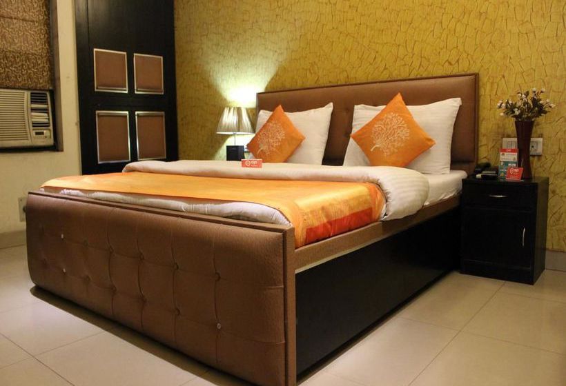 Hotel Oyo Rooms Opposite Sector 14 8