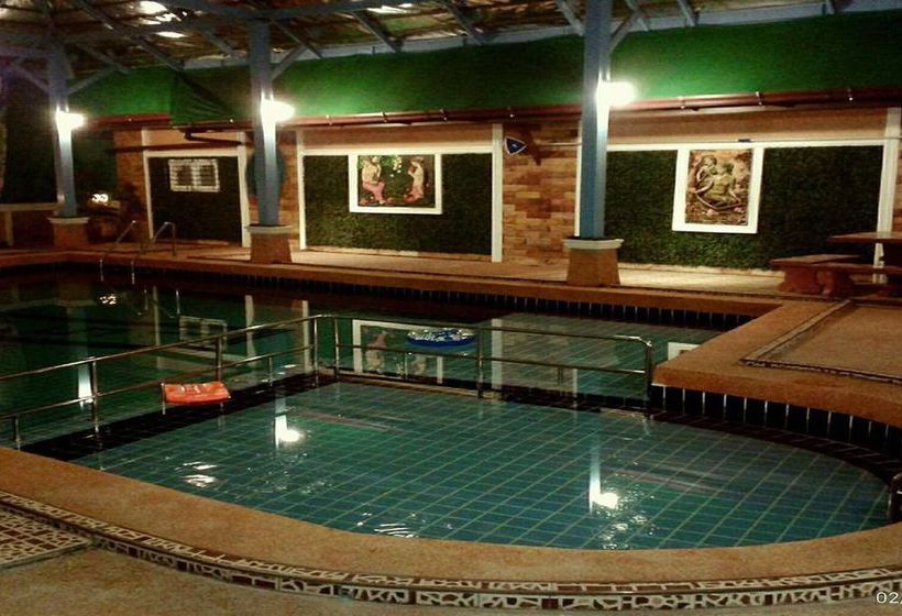 Hotel Sara Boutique Pool Resort 10