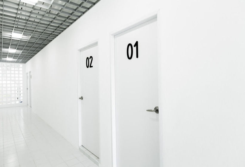 Quadromania Service Apartment 1