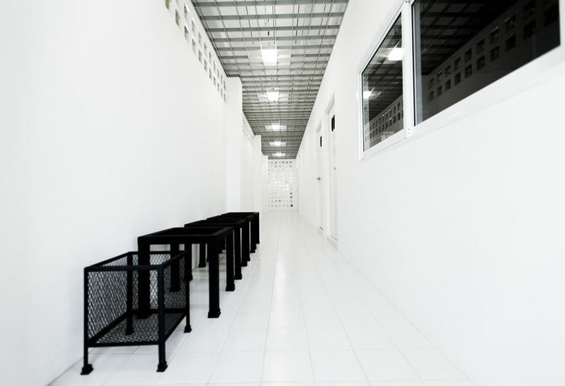 Quadromania Service Apartment 3