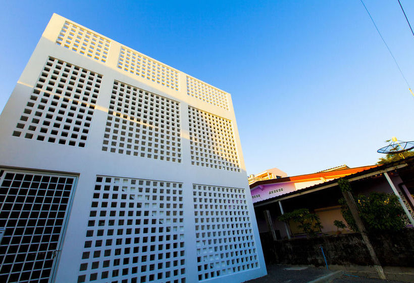 Quadromania Service Apartment 9