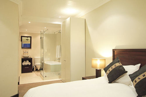 Seasonsfind The Bay 7