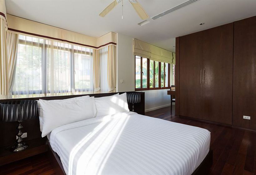 Amatapura Beachfront Villa 12 19