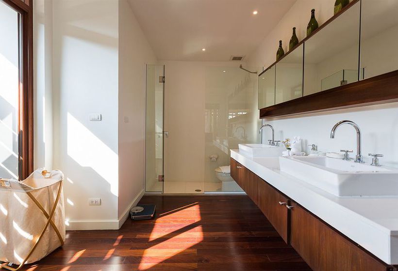 Amatapura Beachfront Villa 12 4