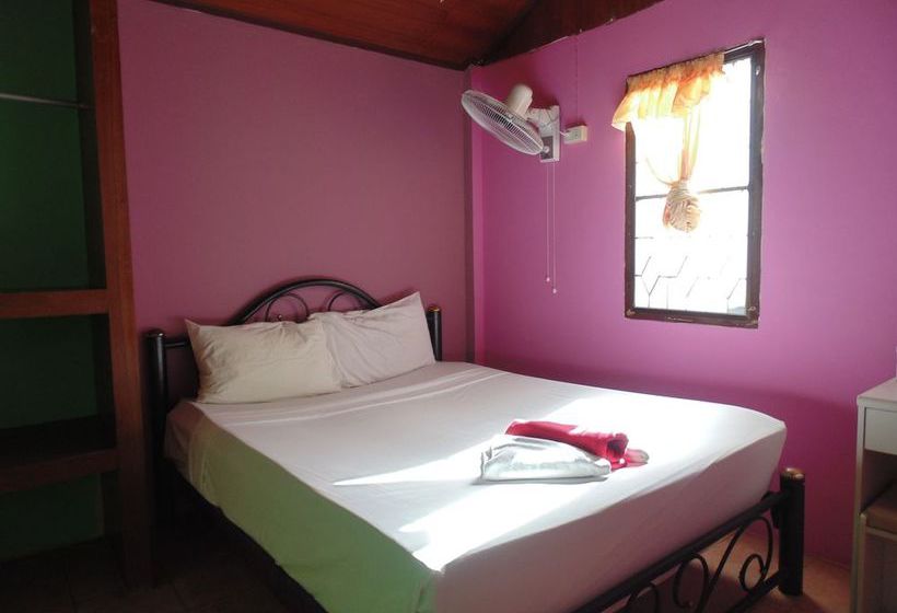 Hotel Moonhut Bungalows 18