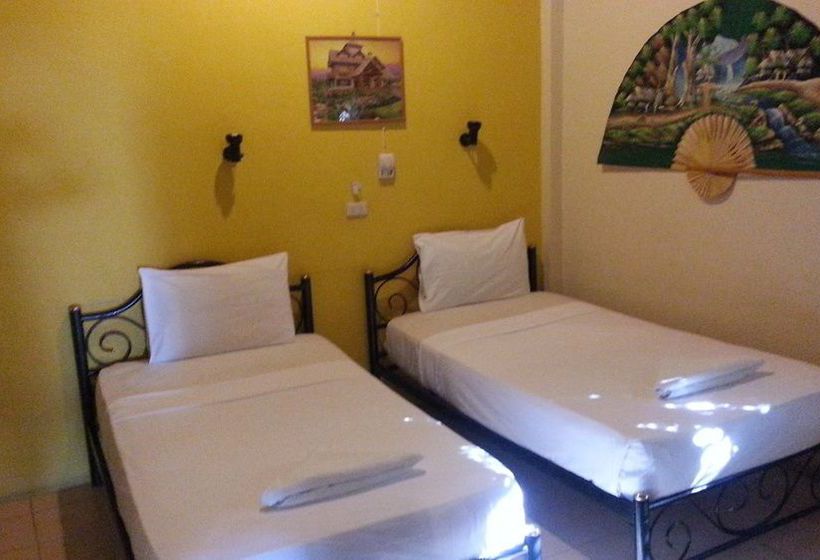 Hotel Moonhut Bungalows 19