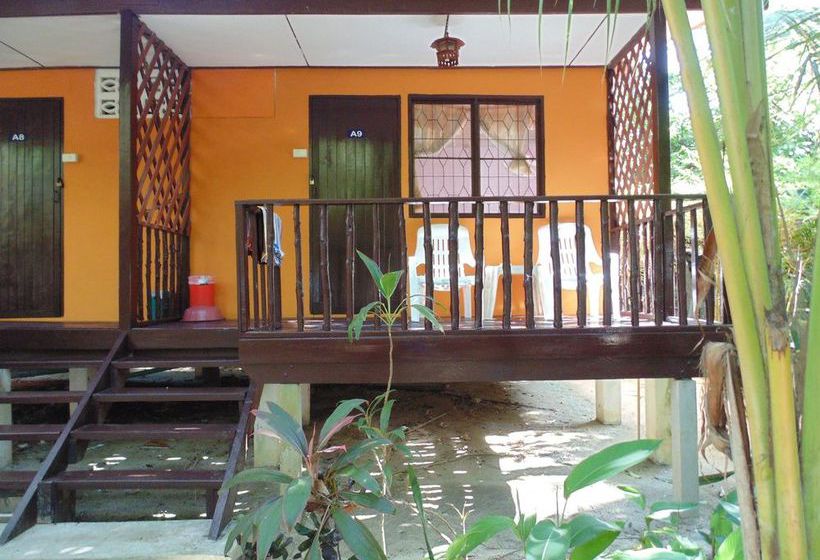 Hotel Moonhut Bungalows 4