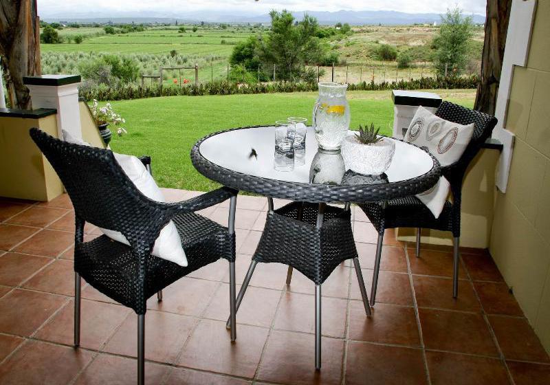 Hotel De Denne Guest House 11