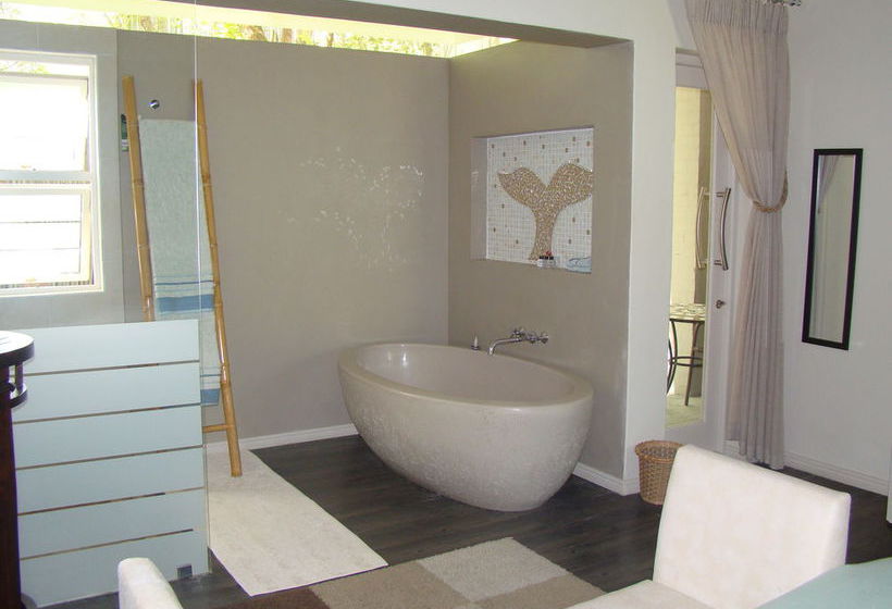 Pension Hermanus Lodge on the Green 6