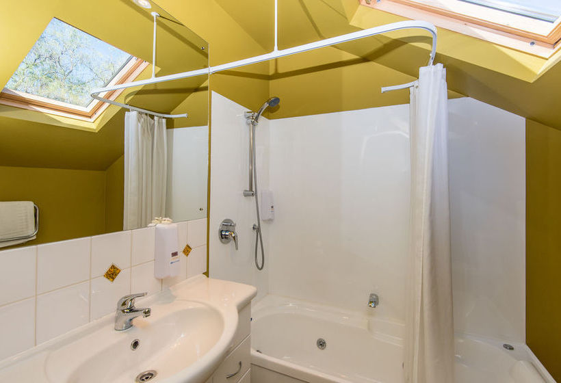 Gladstone Motel Nelson 1