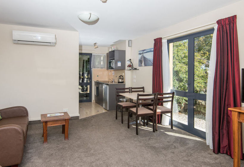 Gladstone Motel Nelson 18