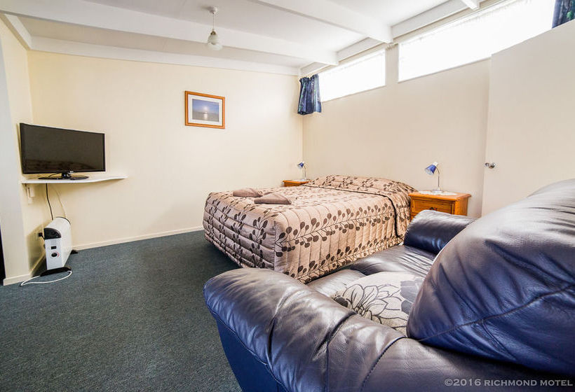 Richmond Motel & Top 10 Holiday Park 17